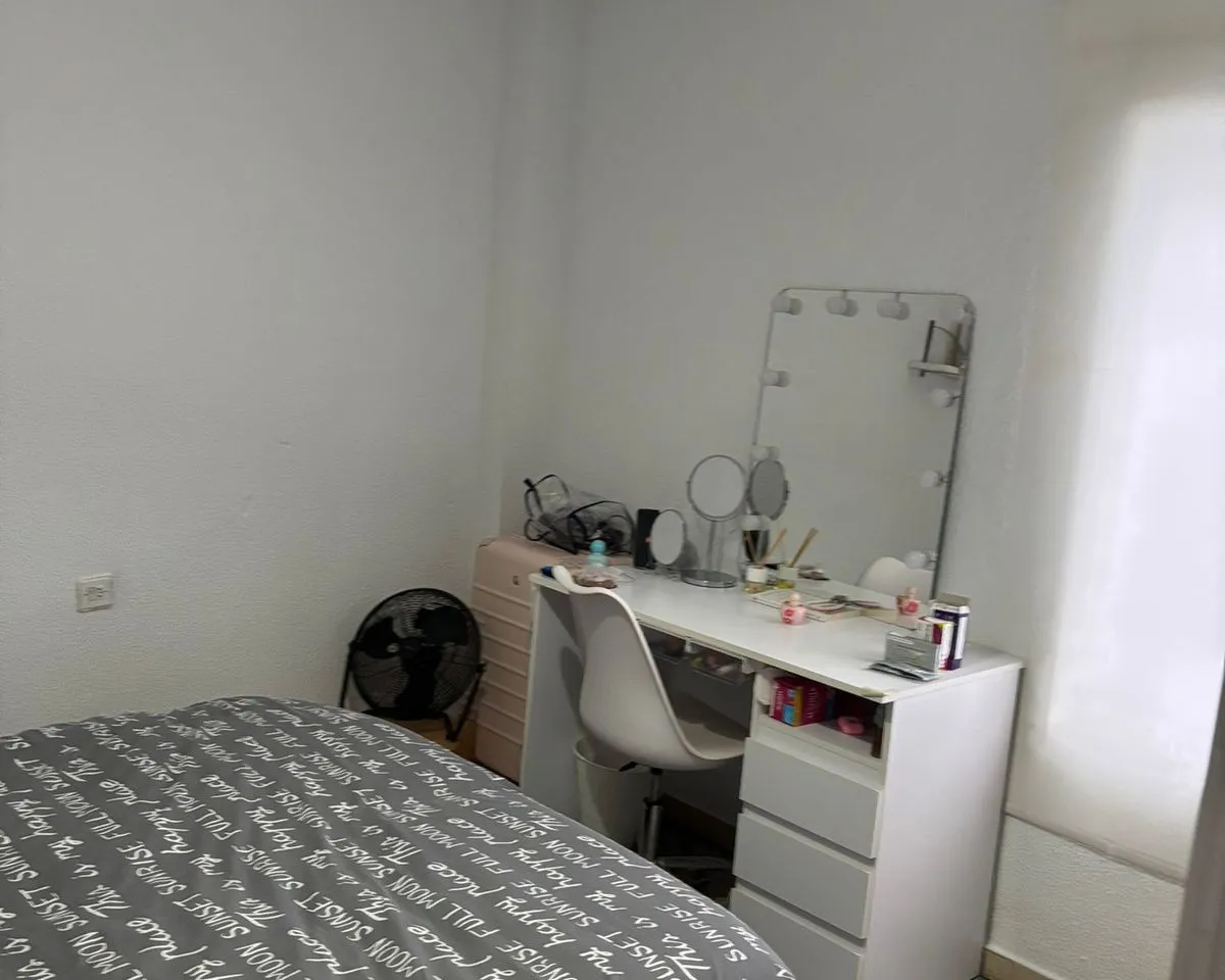 e93477cb-92e9-4c72-8882-de0149804a87