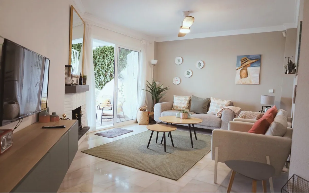 2f5ad06b-4619-4975-ae83-97d3e52f285c