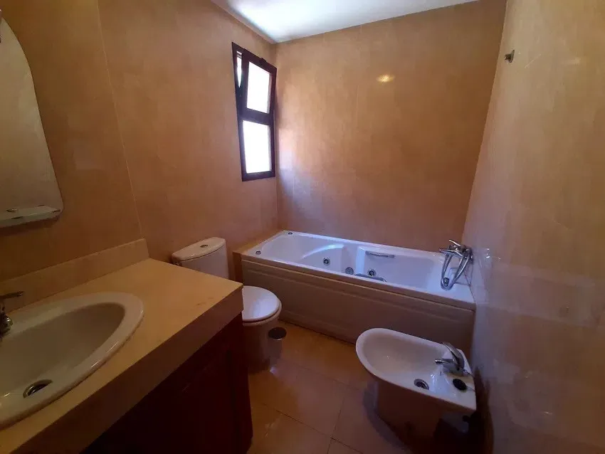 9299cf11-e8c1-442b-a584-a5d20ffe575b