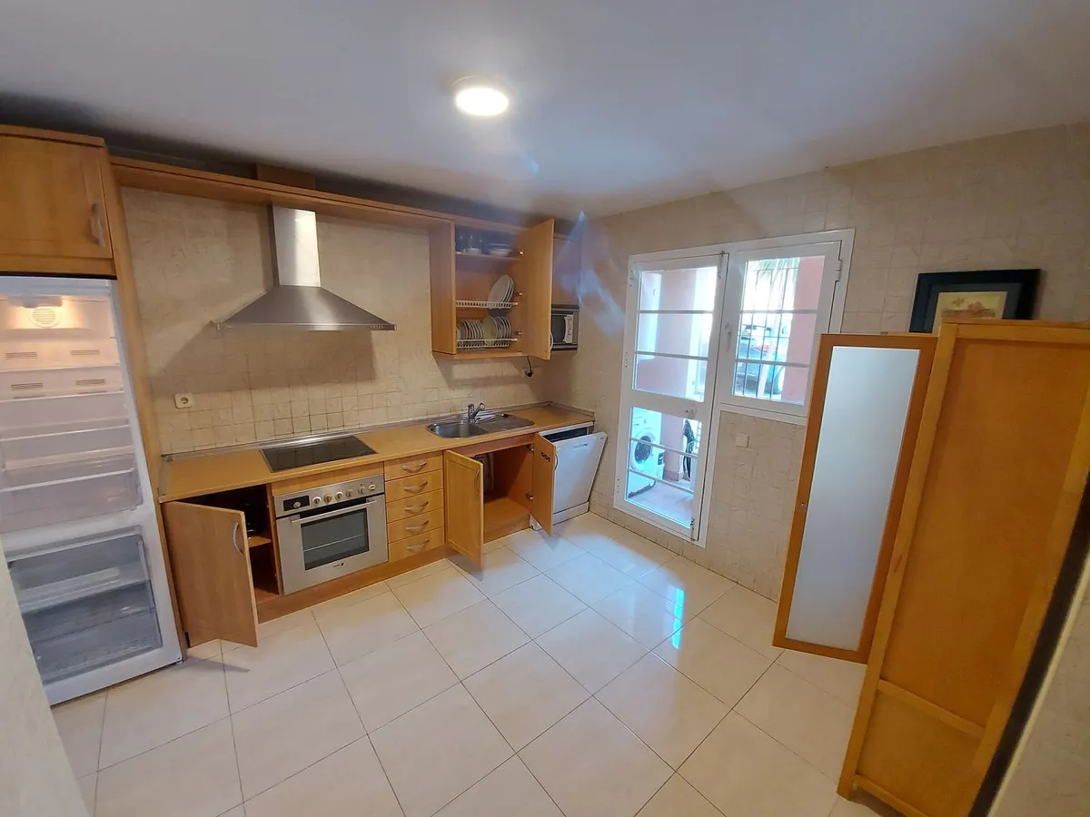 80ca29bd-481c-4e0b-b508-95638754b6da