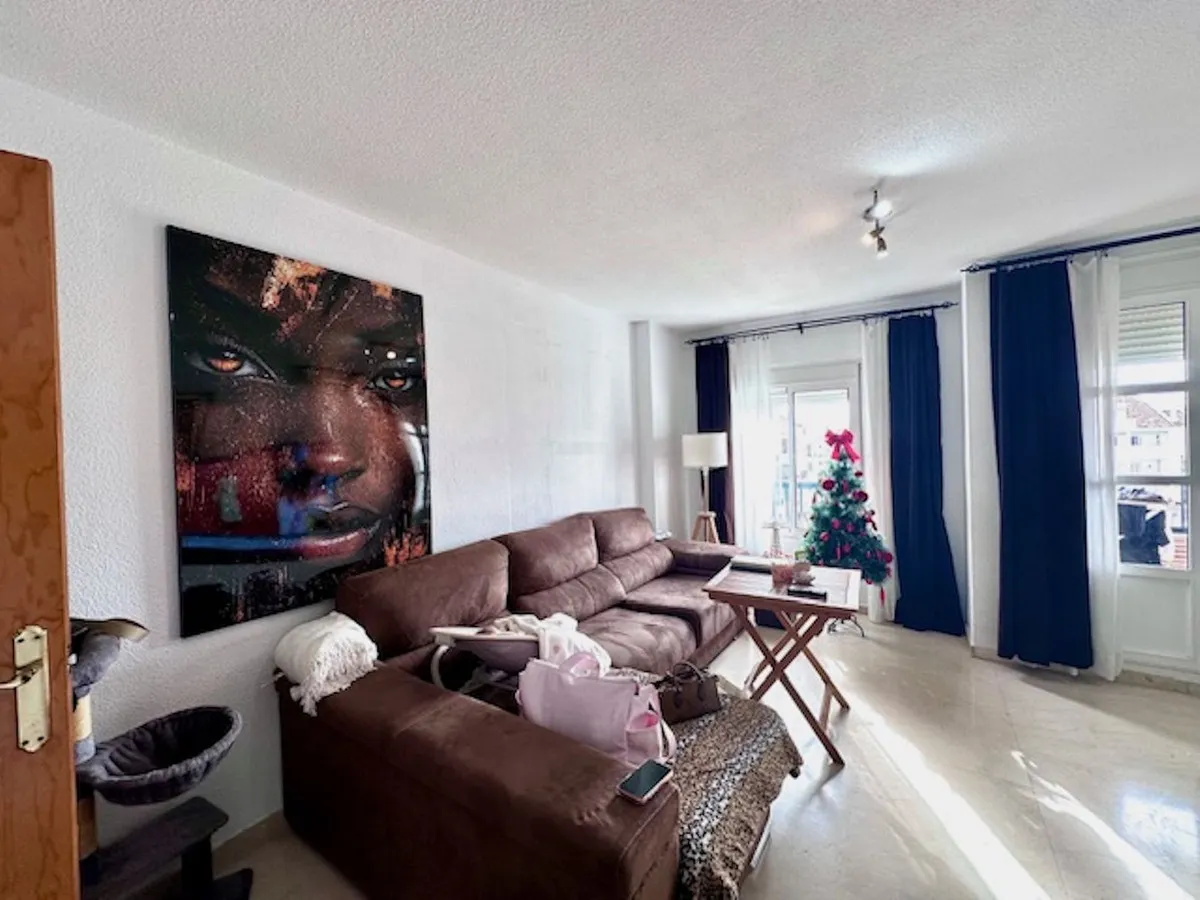 638f7570-849d-411c-8661-525d30ea7e24