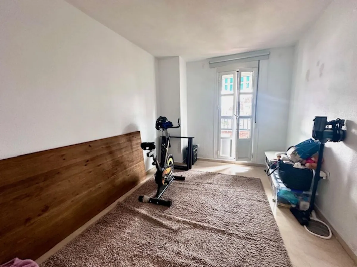 7c1656e1-5080-45ba-95c7-2befebd0c3fa