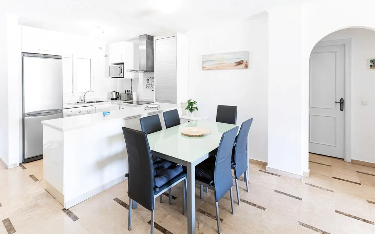 56b959d1-61a6-4c60-a6aa-074b090607e1