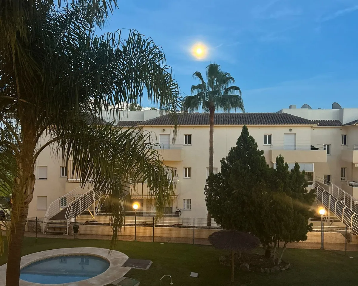 0c305b29-b7b8-4cd4-80a6-819270615ce3