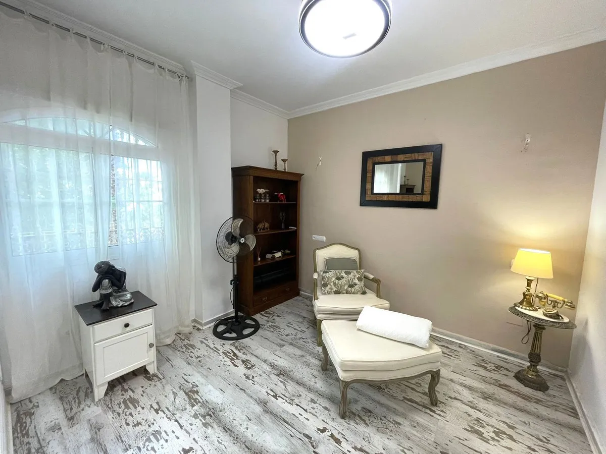 c990e994-6630-4c30-8796-d0741ce75b8e