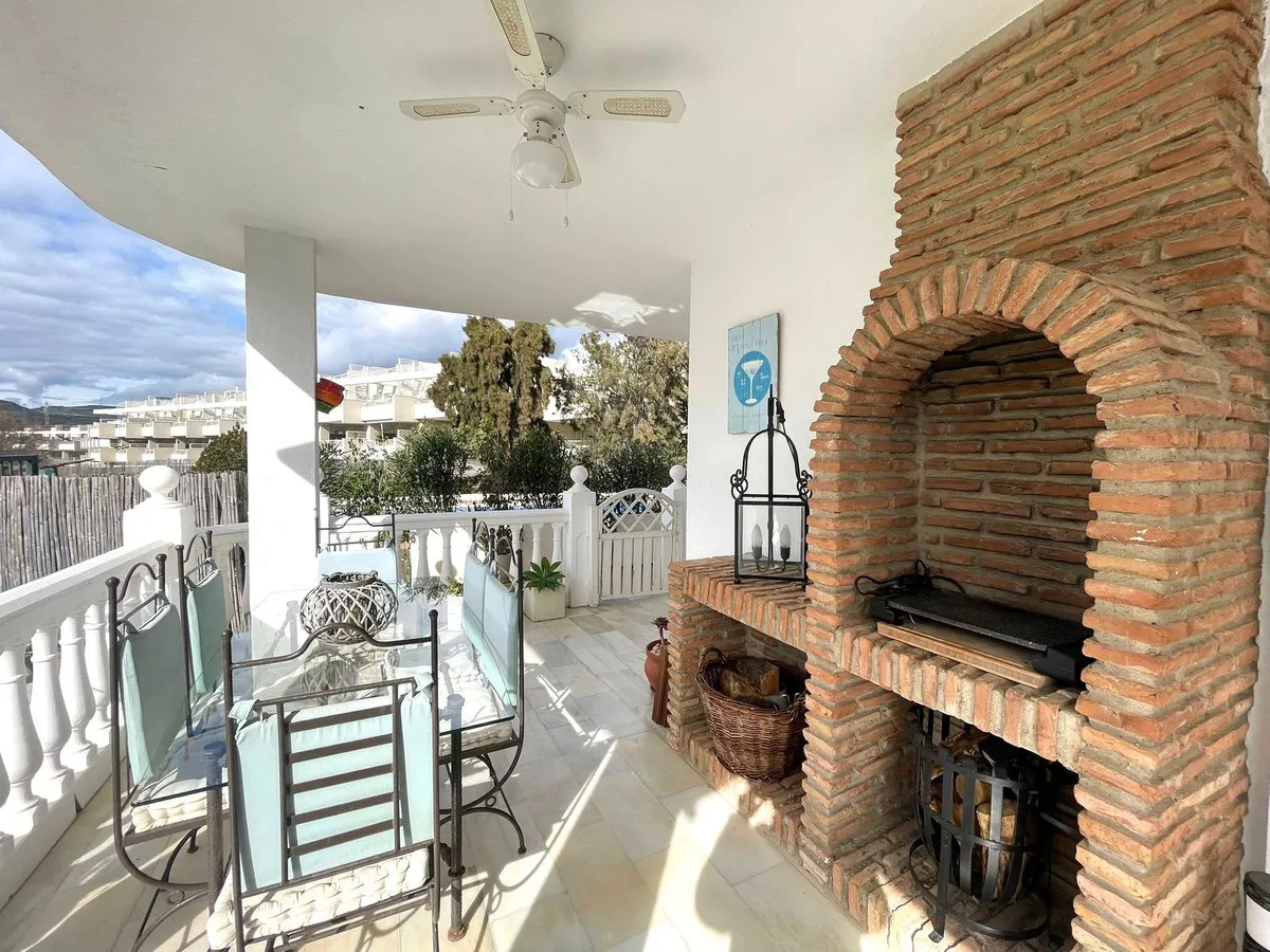 efa734c2-14a3-4cad-ae80-55a0a22b8ffe