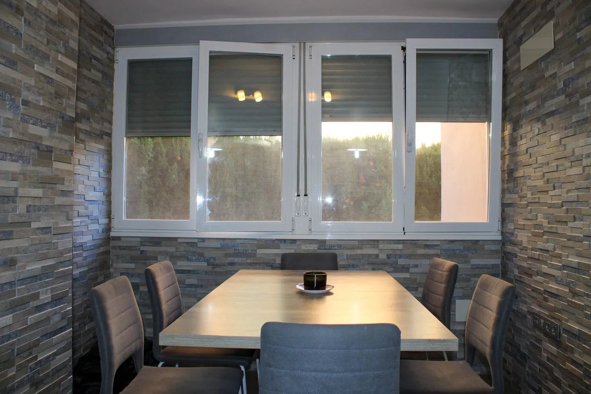 0cae4d07-4d10-4025-a493-7324a841e6c9