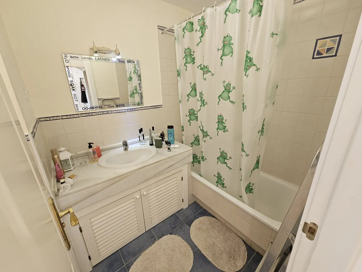 d1e266b9-eb2b-40e8-967e-0fda1b3de7b7