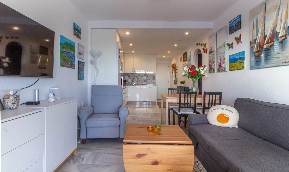 7b4a8cf5-1923-43aa-813a-e90609dad757