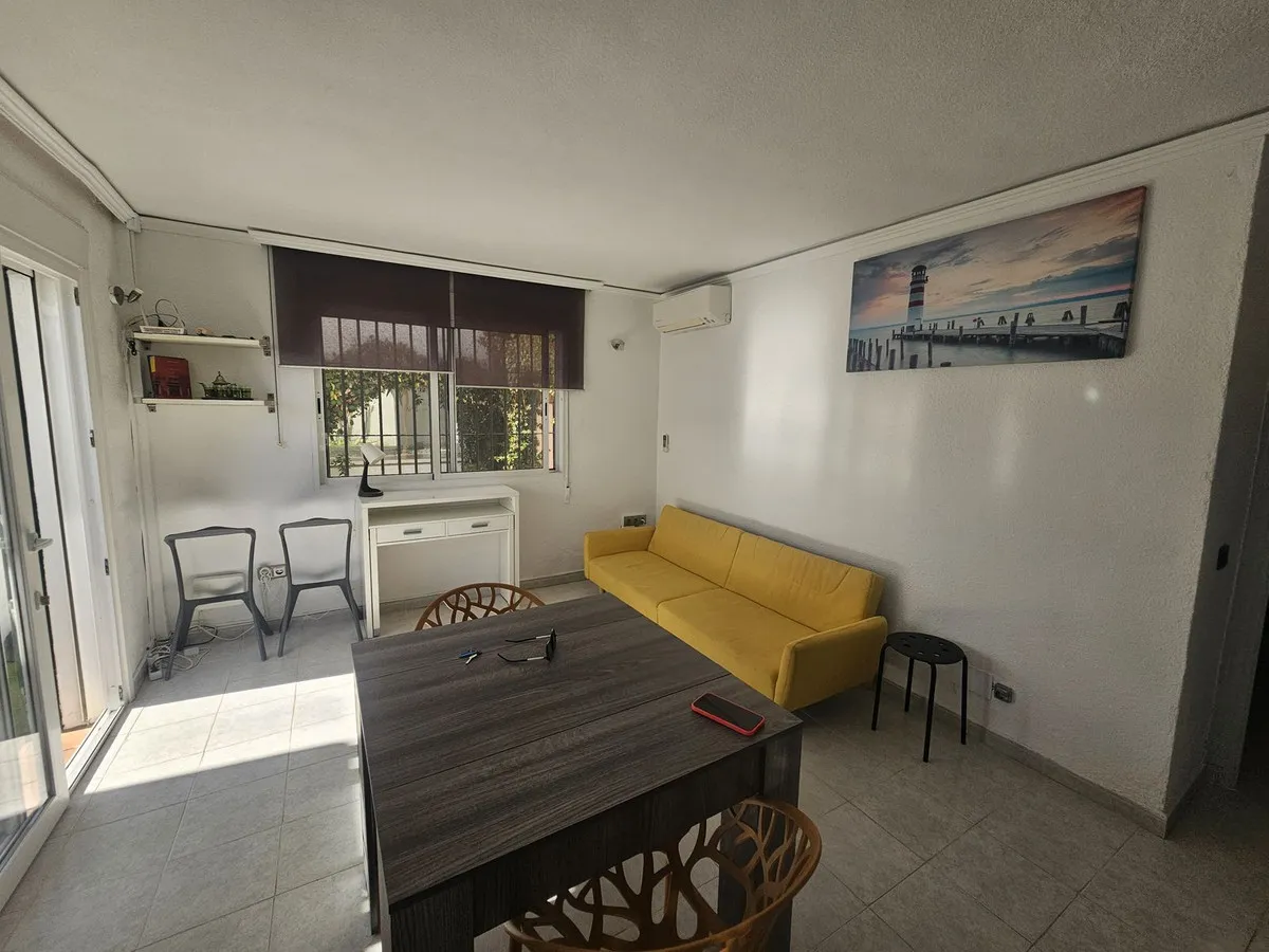 40ed3d25-f3d3-4468-8bc1-a1f533894a71