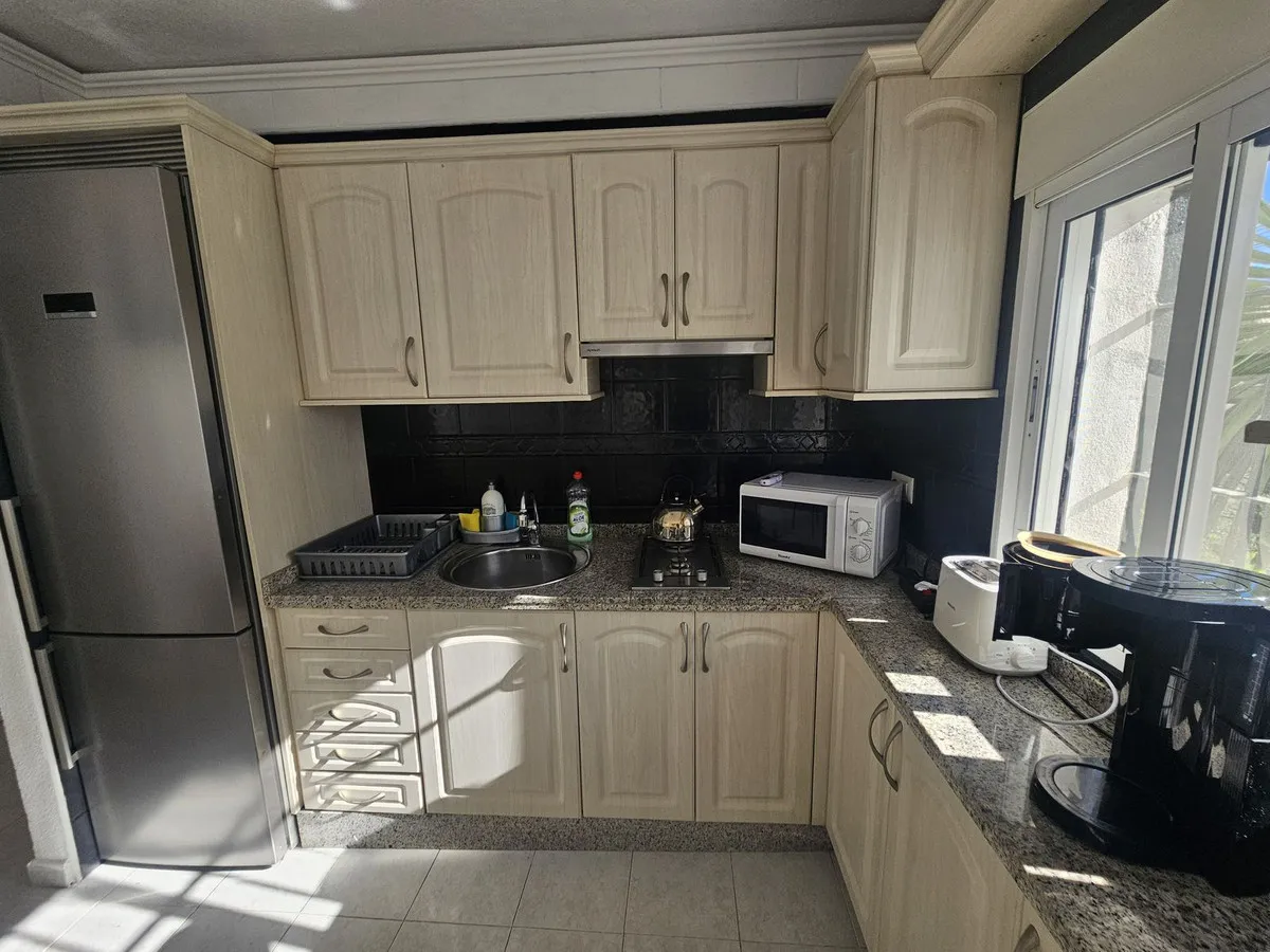 a0310480-1b45-4420-81a3-c387c7d1d0e3