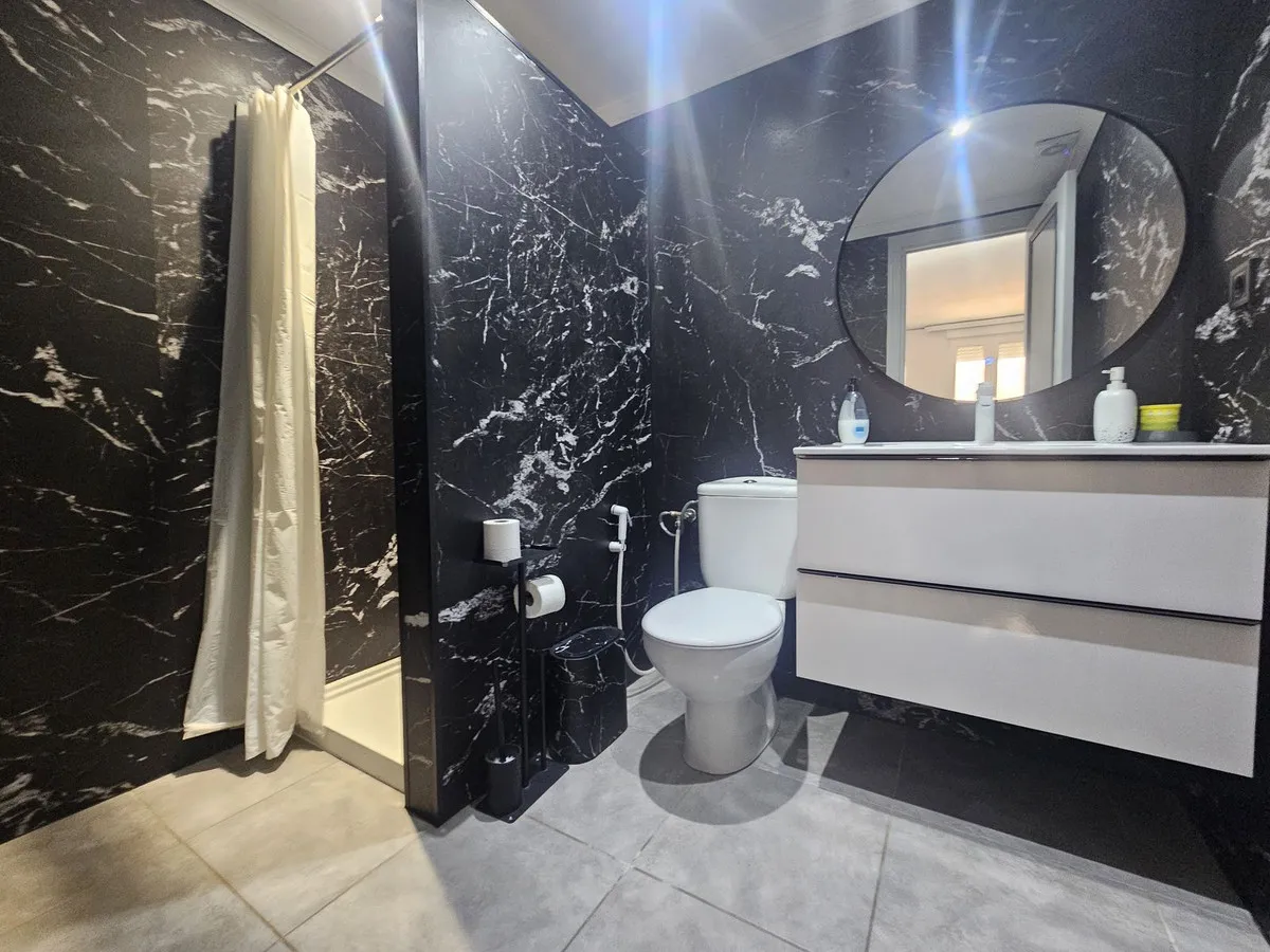 e574af15-ca1f-4e89-96c8-ce5d679f0b8b