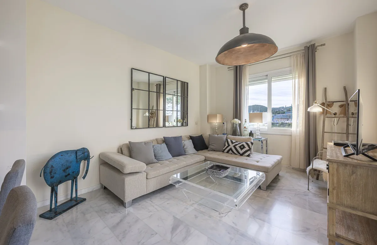 2f3dcf11-3224-41d0-97f5-17f1260d8d18