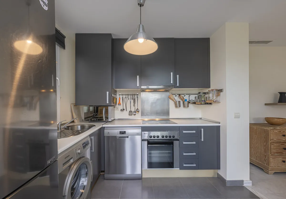 3875c886-a95b-4270-a918-28a2ff634d02