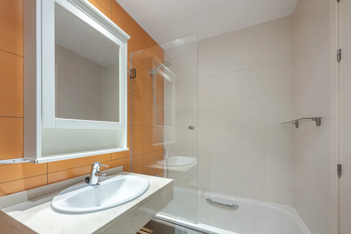 5e5b5f5c-e3b0-43d8-b740-b63bdf92b92e