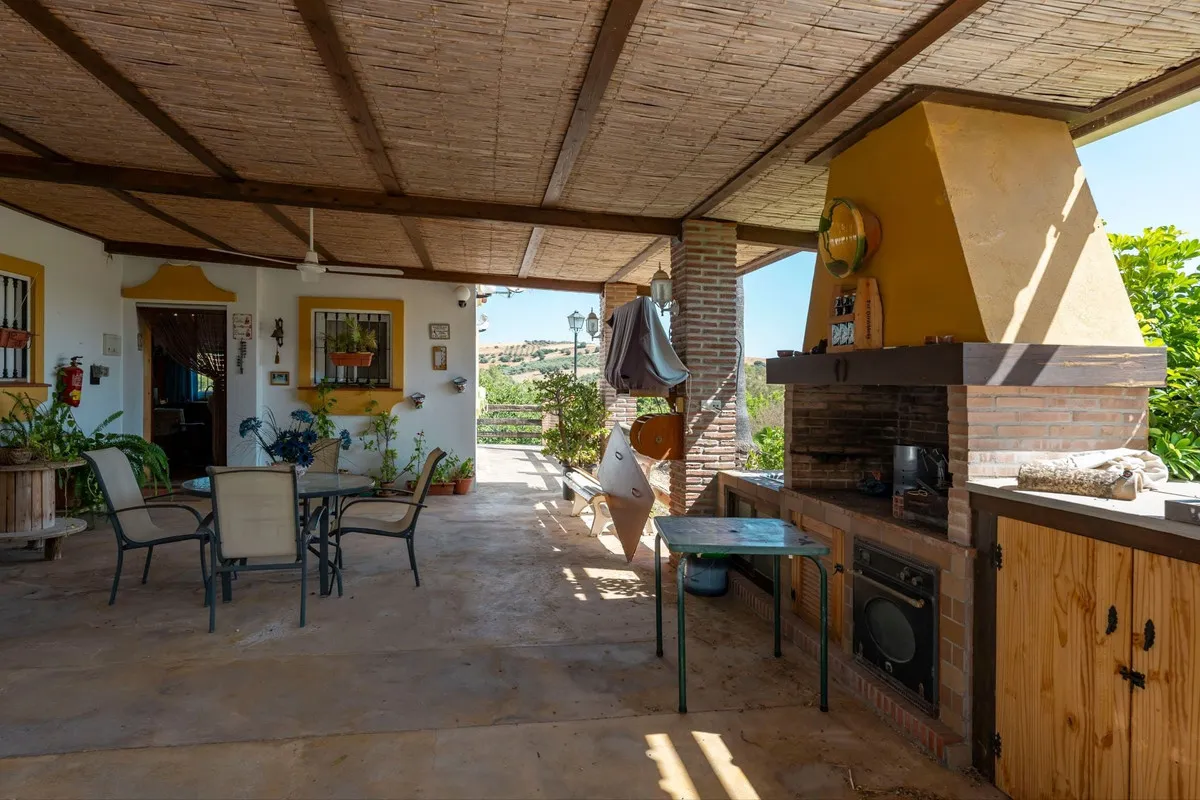 9b006b20-947e-41a9-84b8-25a2eec6a9d2