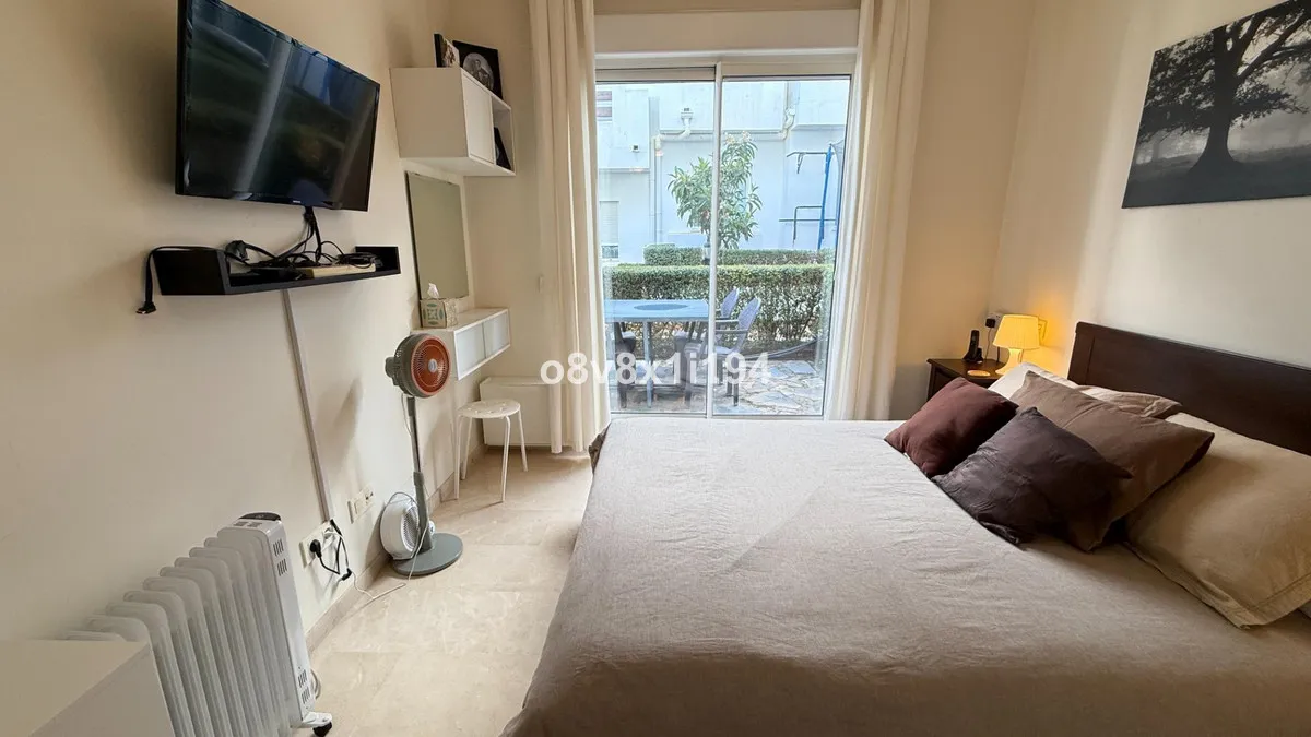 8e266015-3c61-47ca-a357-f43ea7683c7e