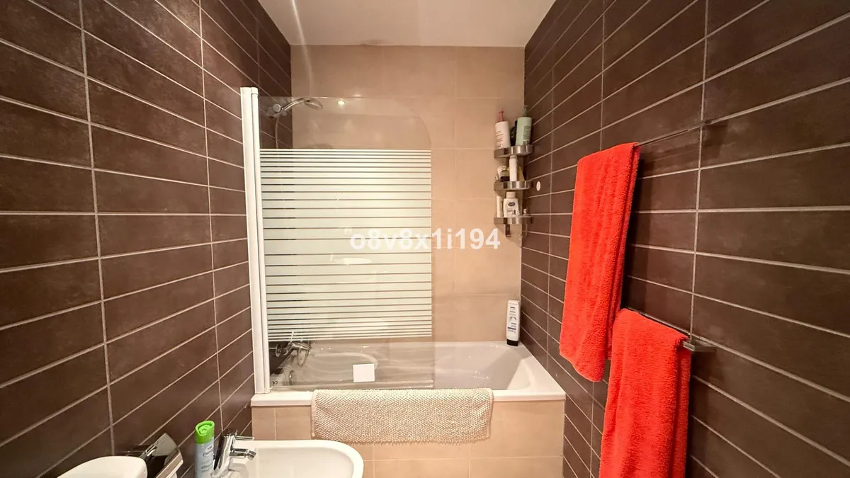 fd762dc7-dbcb-43c8-8ee5-4a05baaa8f66