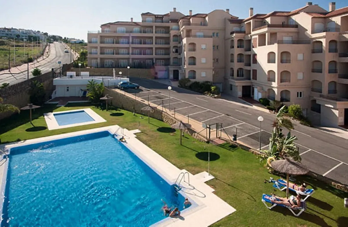 3f48a750-f9c6-491e-a8b2-fd6000ff8d17