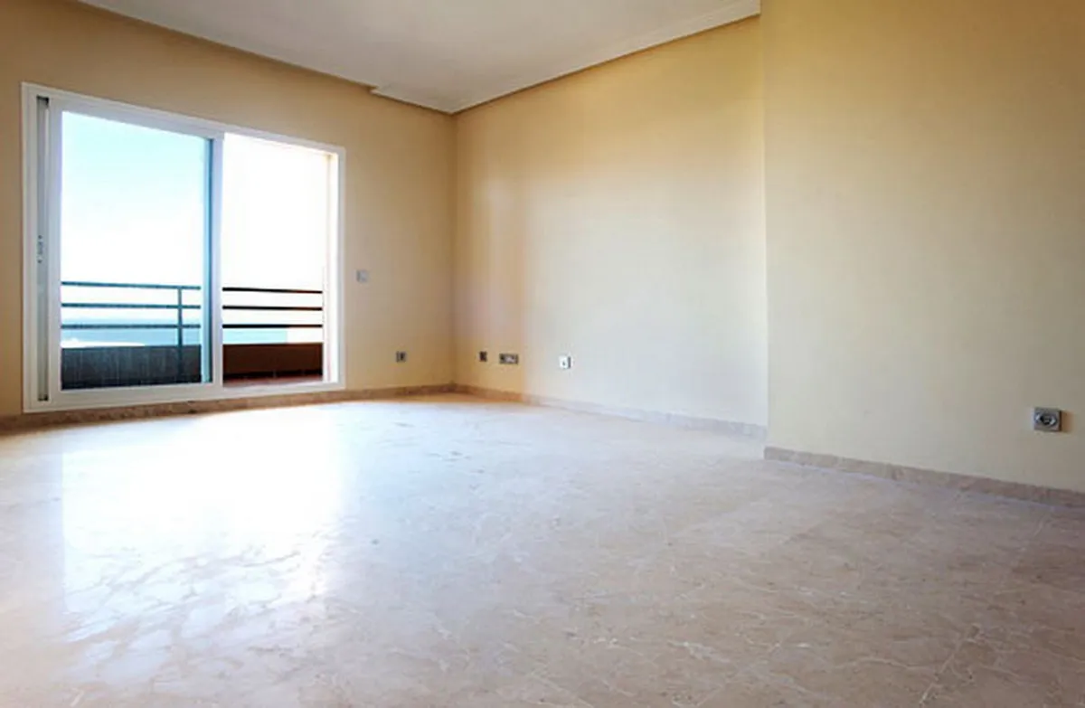 6f57e555-1c9e-4f67-b528-b01fdc005499