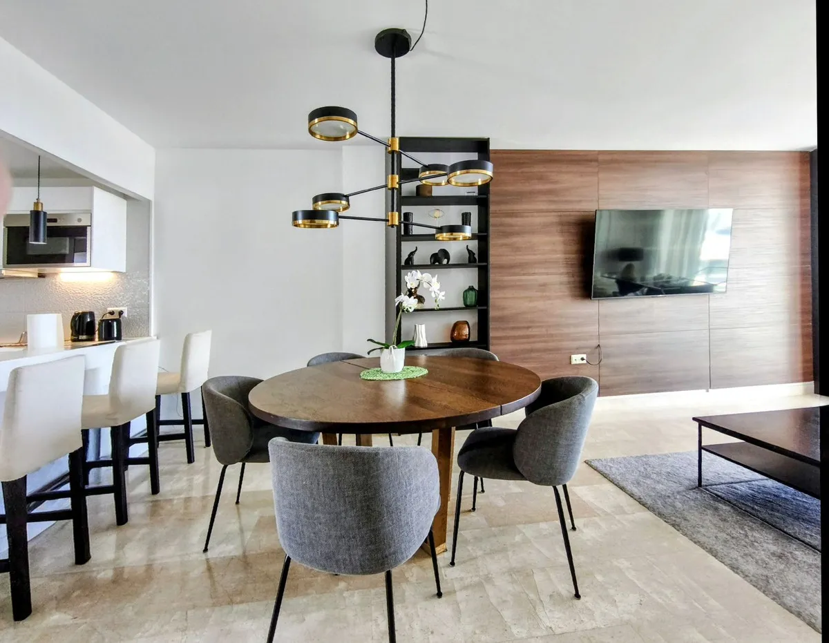 672f2a02-7465-4dd4-bb2f-eba6672cef28