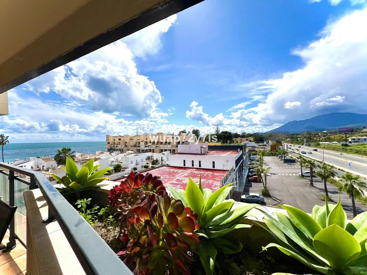 1e2215ba-9ed0-4b55-8ac3-3e2f95c2e429