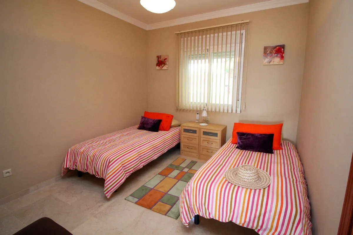 3a5c7f44-855b-487b-8f49-ca7a5c40dec0