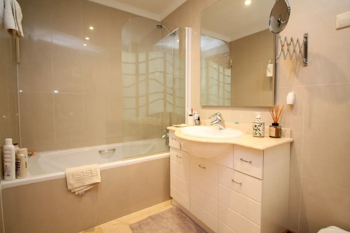 c530735d-dc04-43d7-aac0-309d597d1425