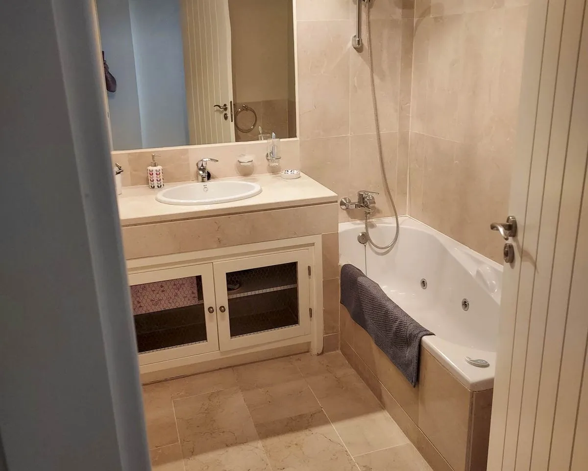 4ee75430-1d22-4f7a-ba69-ee8a06f97e79