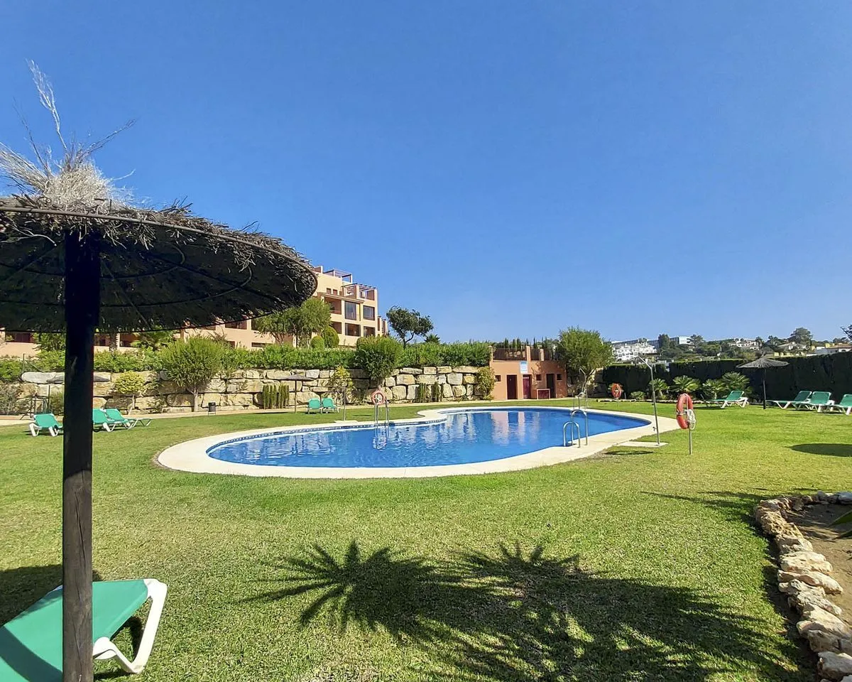 76dd865d-1446-4281-867b-f9df6299956b