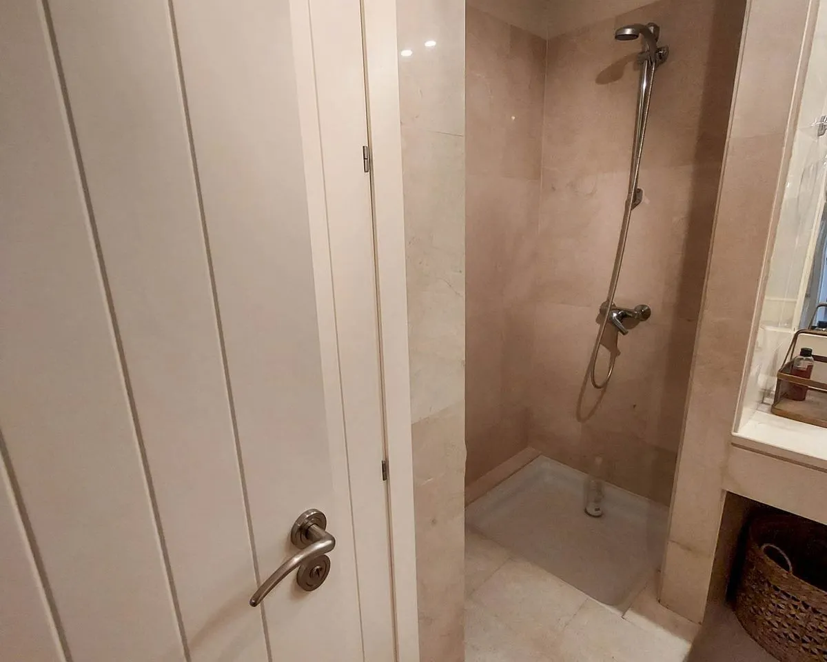 8e3f9df1-54da-4eb0-9fe8-660a09371cd1