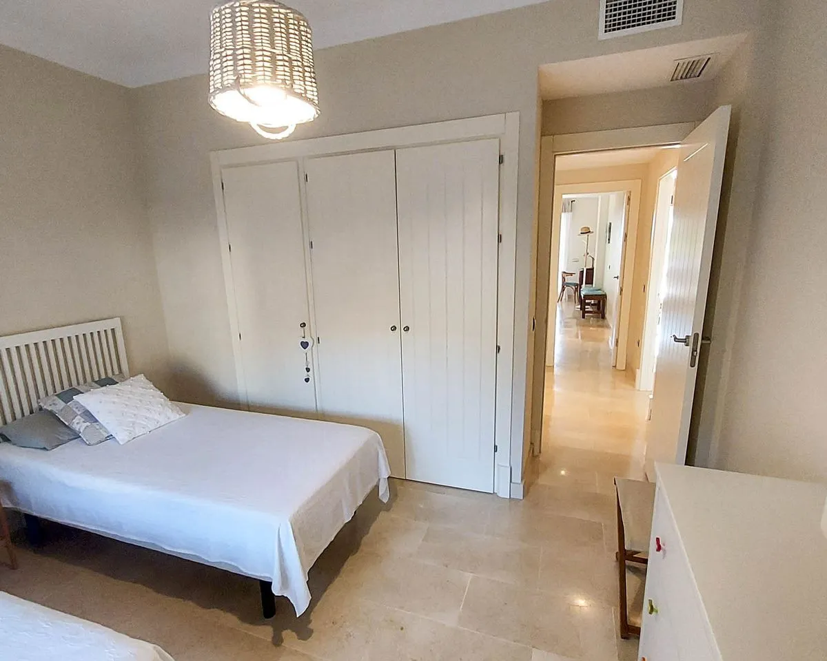 970f4fed-ba51-49c7-b25c-0619fc6db172