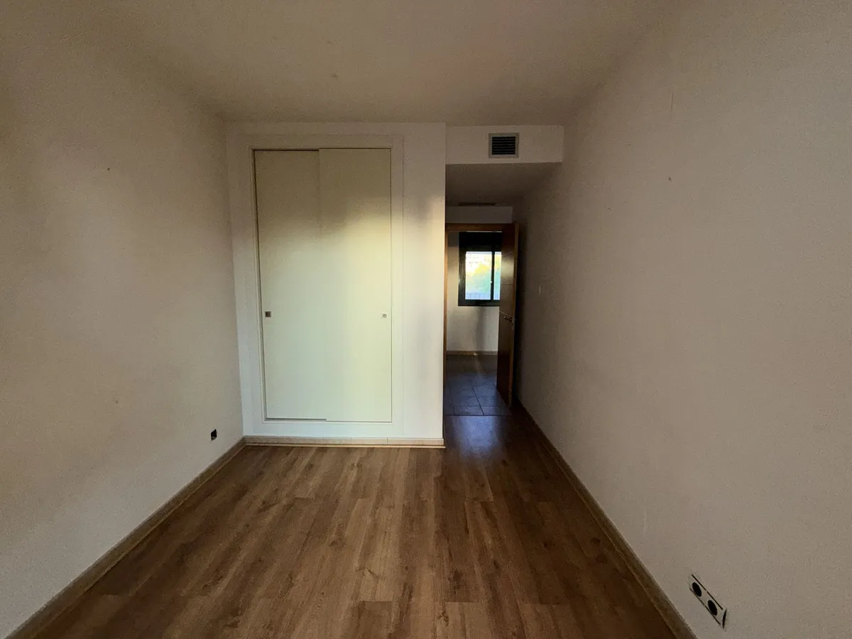 f6c5905b-eda0-45d2-811c-f51fd1539c1e