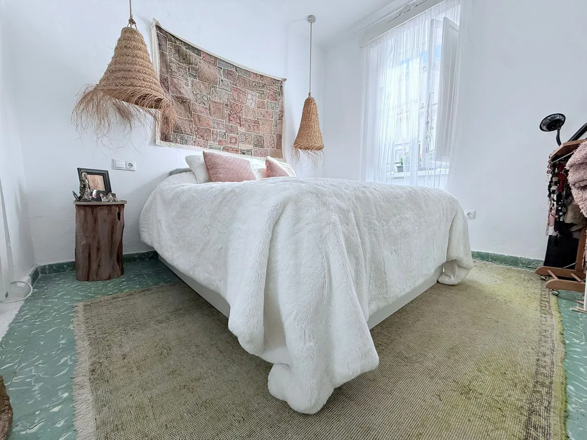 0549b091-caa7-4ed0-9e9a-11d3b288d1ee