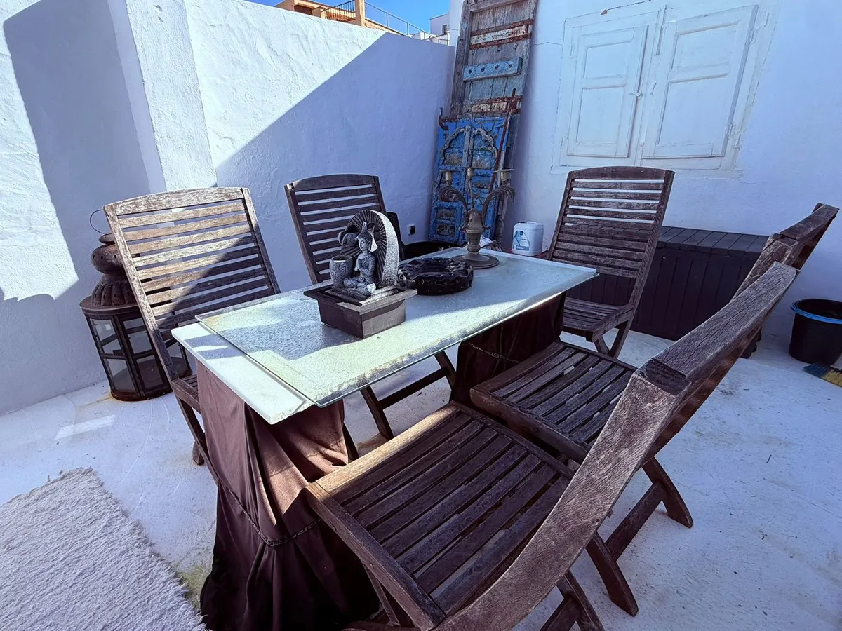 2abfb0fc-38a9-43ce-90d5-827850cdd5ca