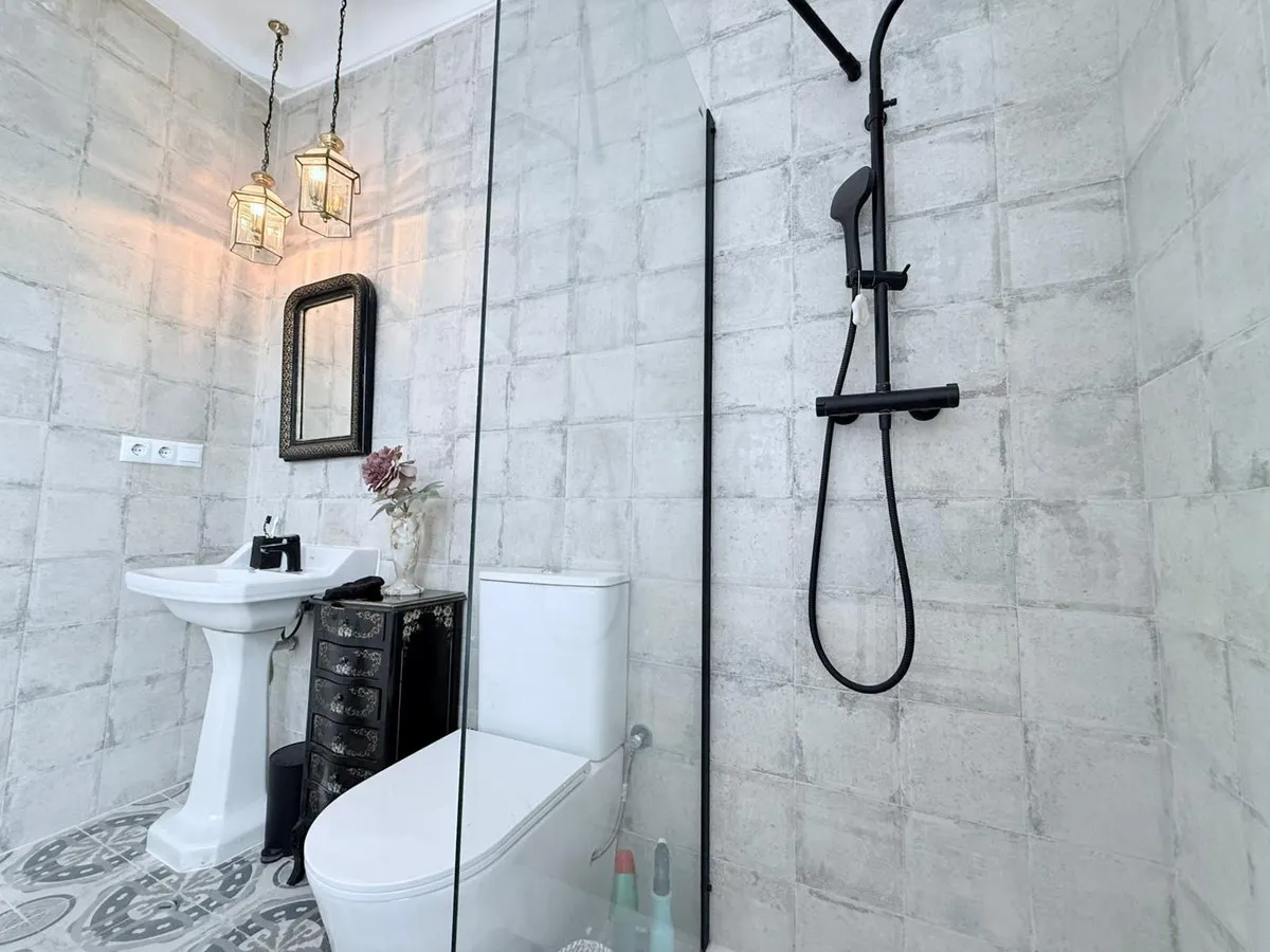 4b7f5fe9-00a9-49bc-af04-ecb38e73229e