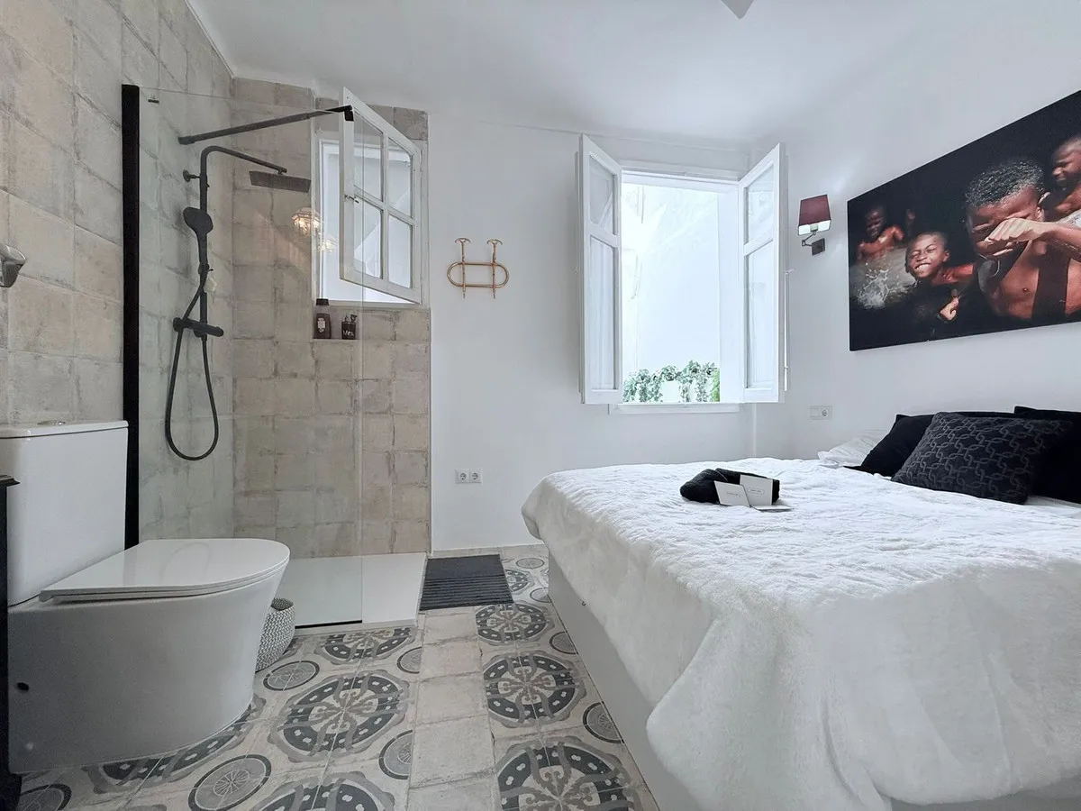 bdffcc49-b393-49a9-a205-b3c57af9080f