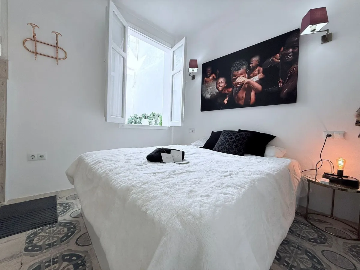 c0dd41e8-c594-4623-994a-81e2c3501fd4