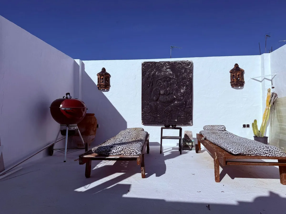 ec6e27a9-7905-408d-a7ee-c813484fbccb