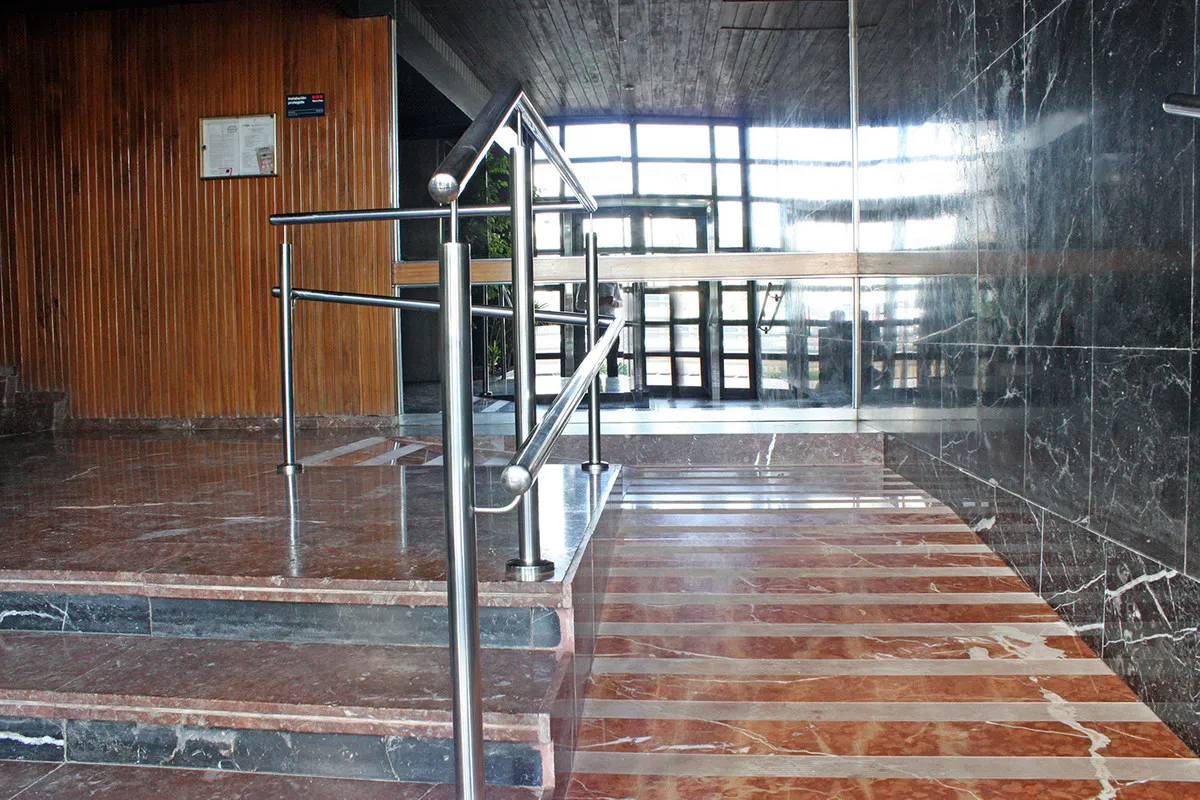 e335f2bd-d217-47de-8eaf-d3cb2d201b6f