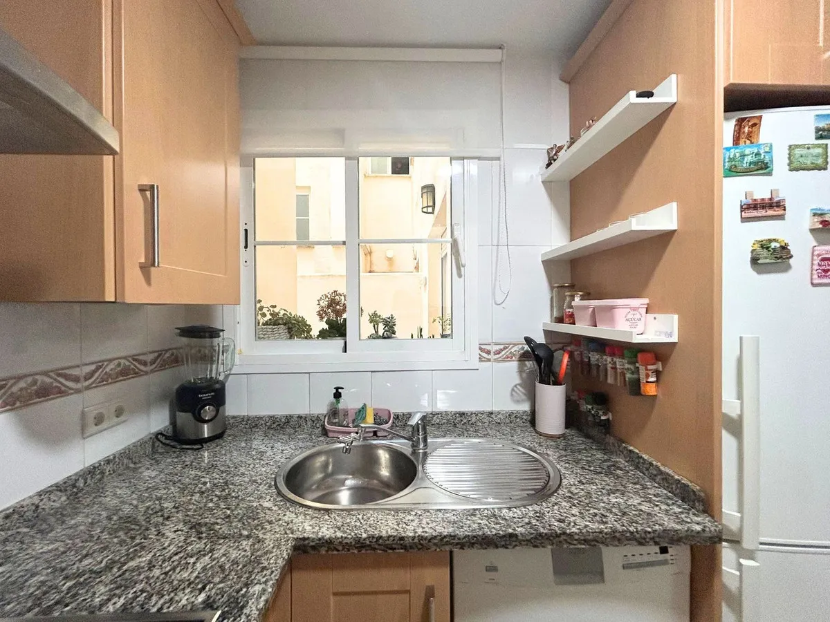 db2213e5-9682-4311-a194-e8affaad7dcd