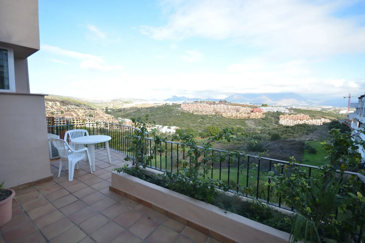 40633dba-096f-4f39-8fb3-aa3d3cff87f6