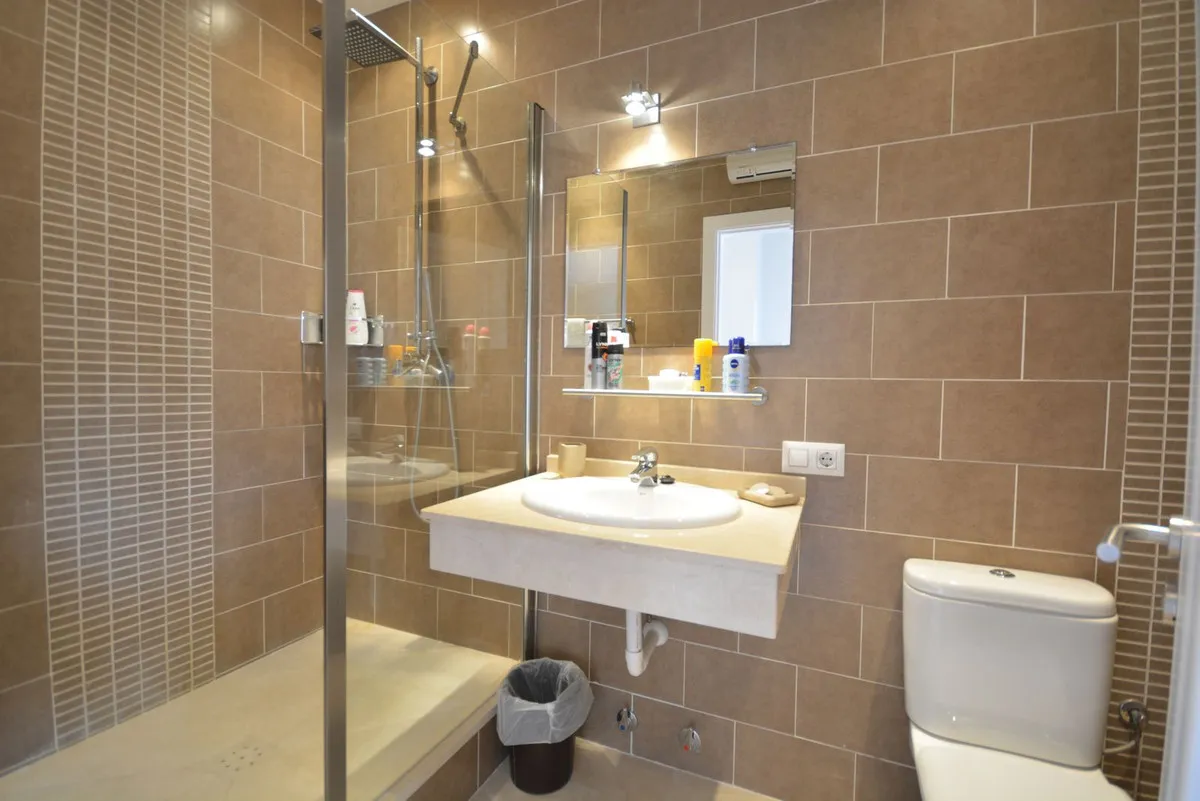 43c11314-eb0e-437d-93a6-541bf215b8ee