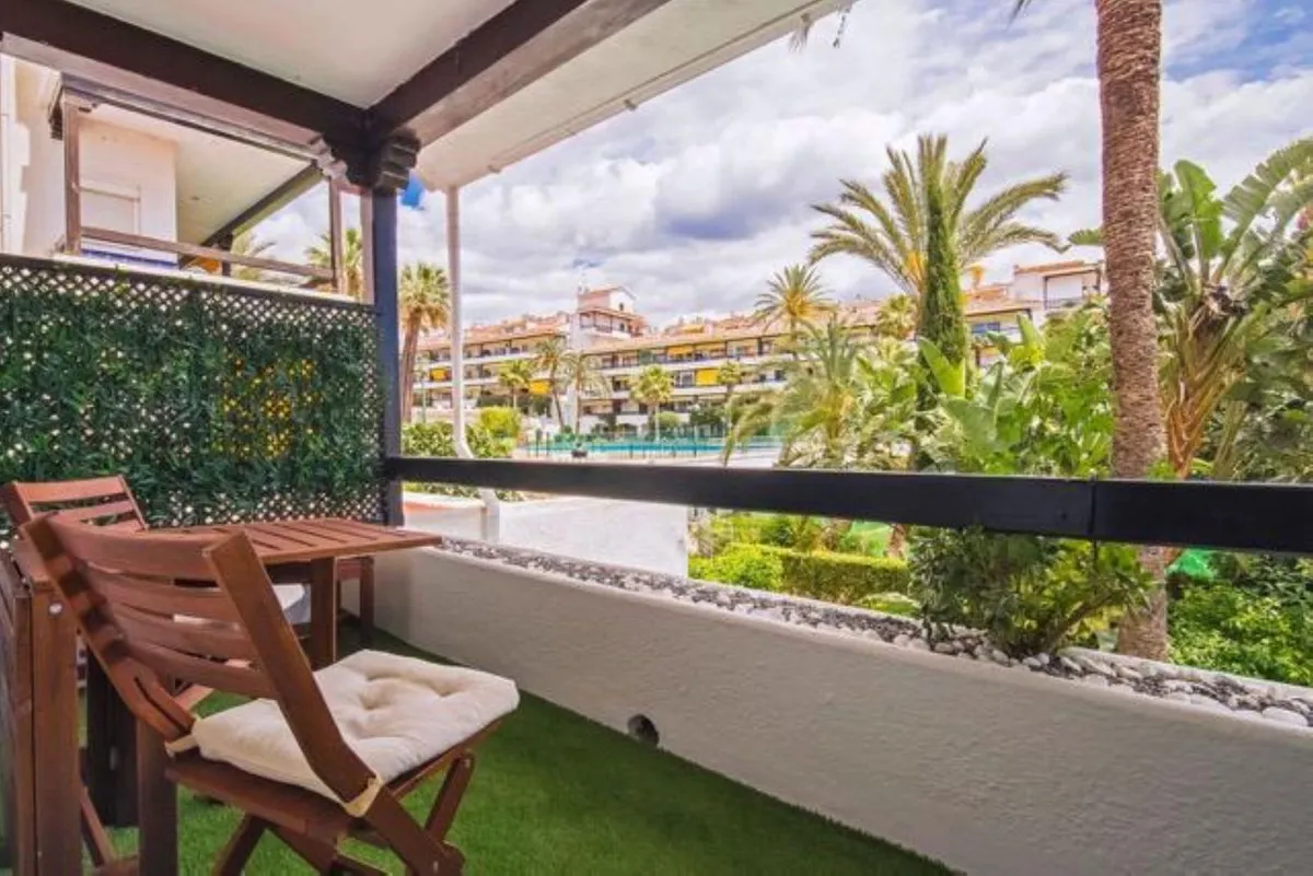 Chic Studio on the Golden Mile