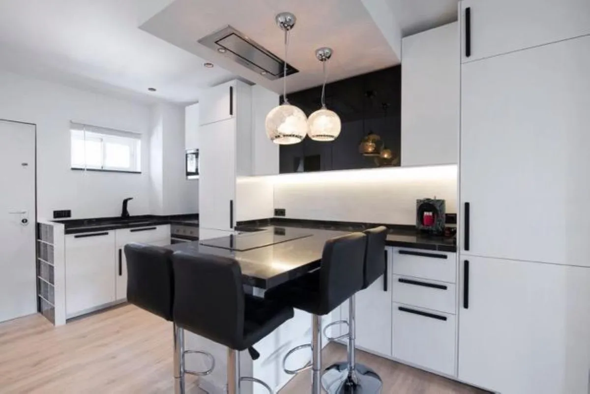 2eaeae32-0712-4007-a50b-c37ea413b675