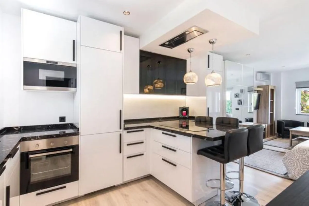 3754980c-756f-42e9-9fd3-5b68b519a3bf