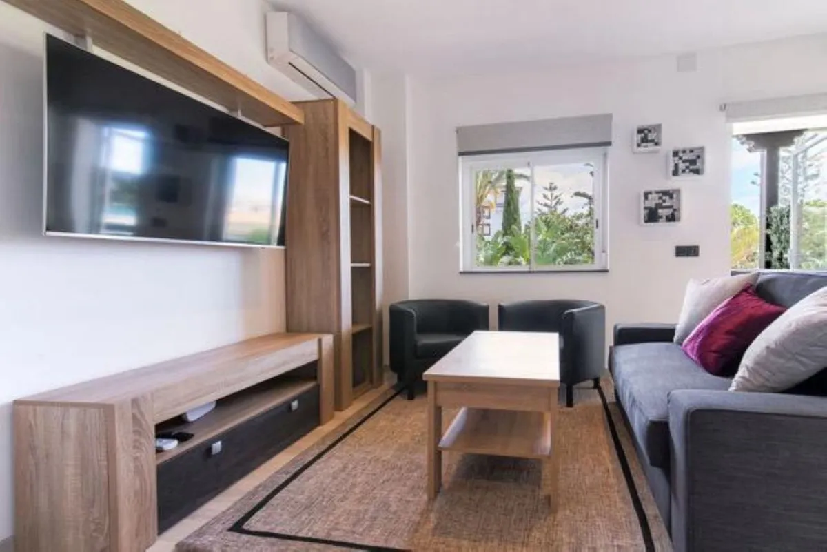 74857026-bd32-4af3-81ae-948cfcdff7c7