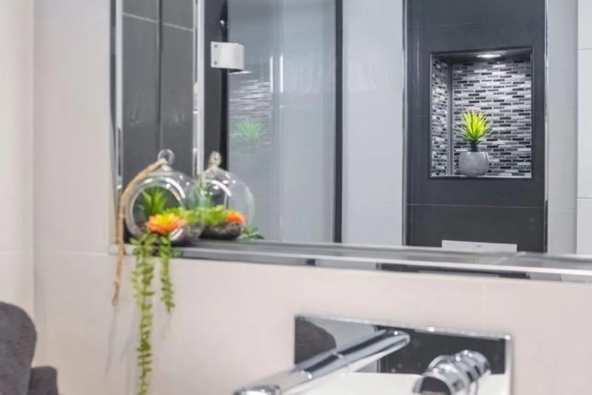 892431ee-68c9-4420-ad80-c8e010c2543b