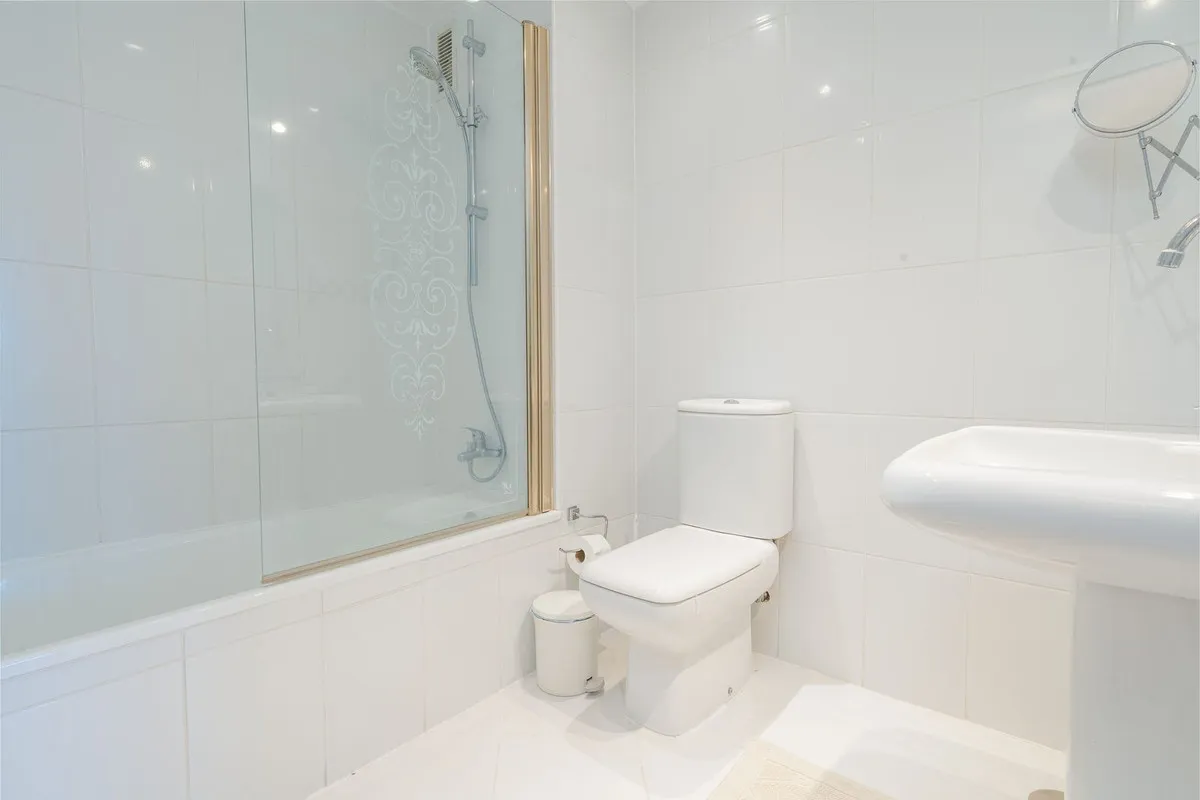 ce7ae61a-da00-48c6-a143-ebd3707a6ed0