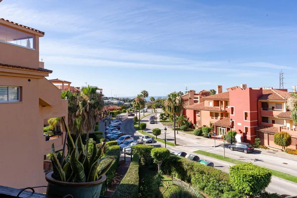 ed01b4d2-edb8-4551-9253-916f5595b0e6